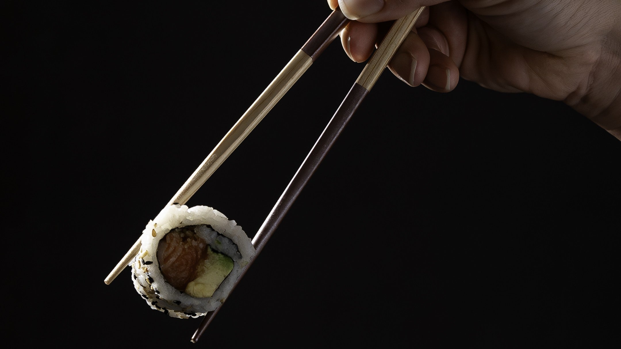 L'art des baguettes japonaises : Tradition, savoir-faire et élégance au quotidien