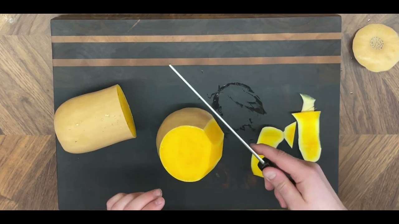 Technique de coupe: Comment couper une courge butternut avec un couteau japonais