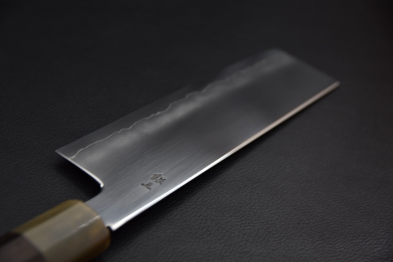 Nakiri 180 mm couteau japonais — jonction lame et manche, virole visible