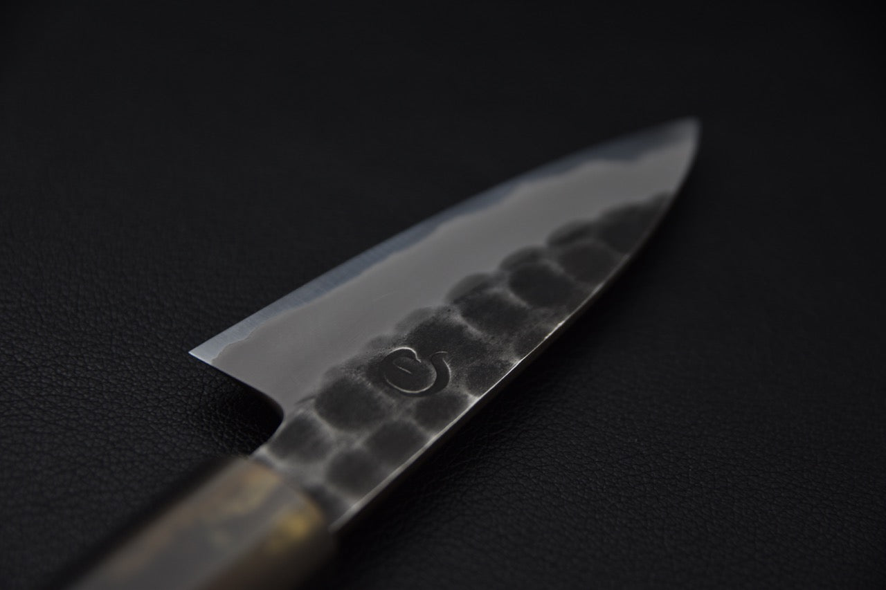 Couteau japonais Paring Hinode avec lame martelée, 90mm Shirogami