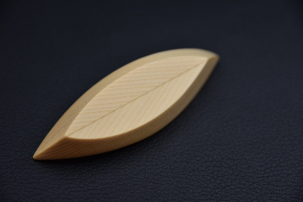 Hashi-coo Leaf chopstick holder