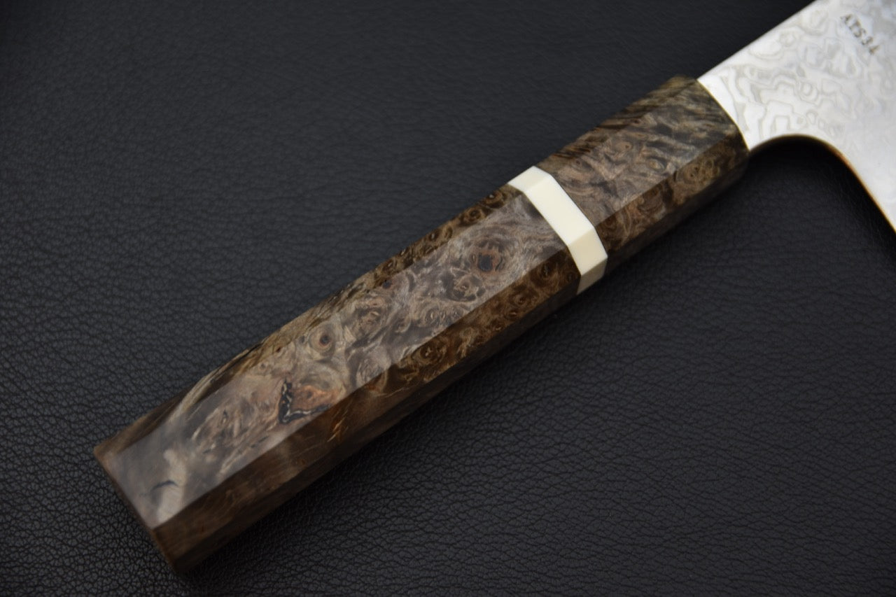 Équilibre et courbure de la lame du couteau japonais Santoku 180mm Hatsukokoro Ginga.