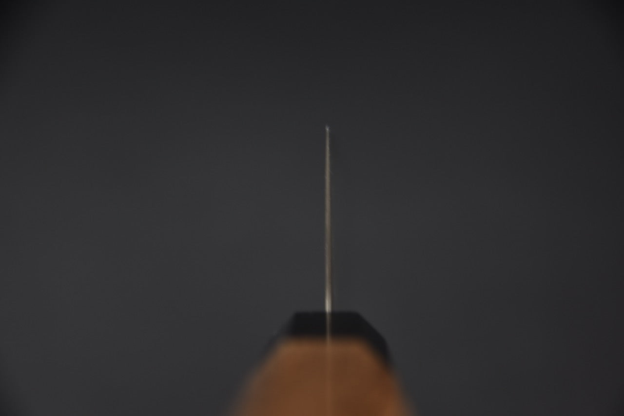 Couteau japonais Nakiri Hatsukokoro Hikari SLD Damas, vue complète sur fond noir.