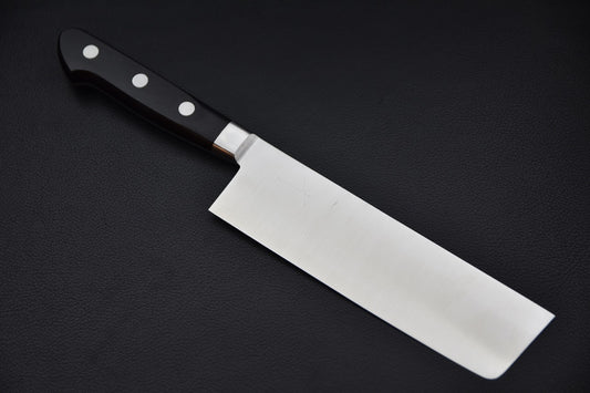 Couteau japonais Nakiri 165mm avec lame en acier suédois inoxydable, vue d'ensemble.