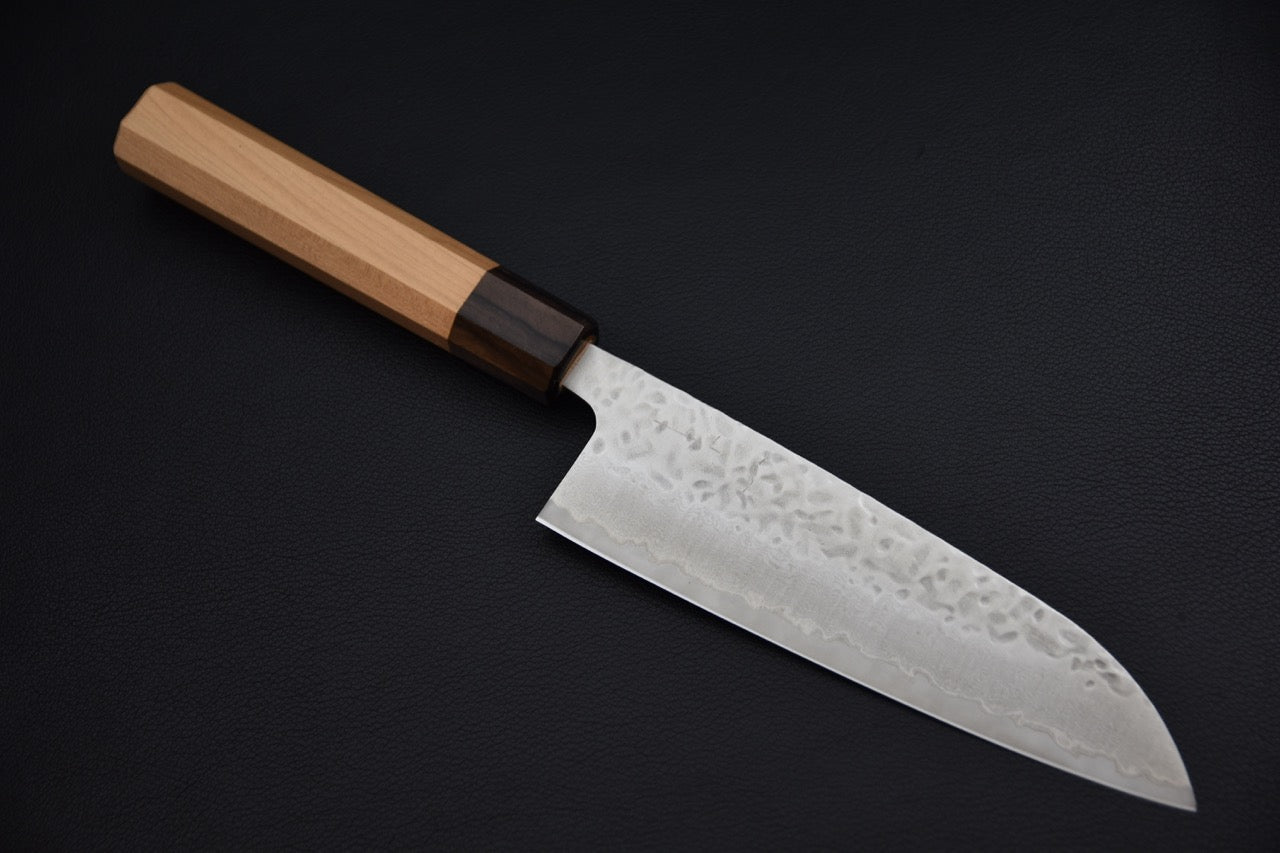 Hitohira Futana Stainless Tsuchime Damascus Santoku Cerisier