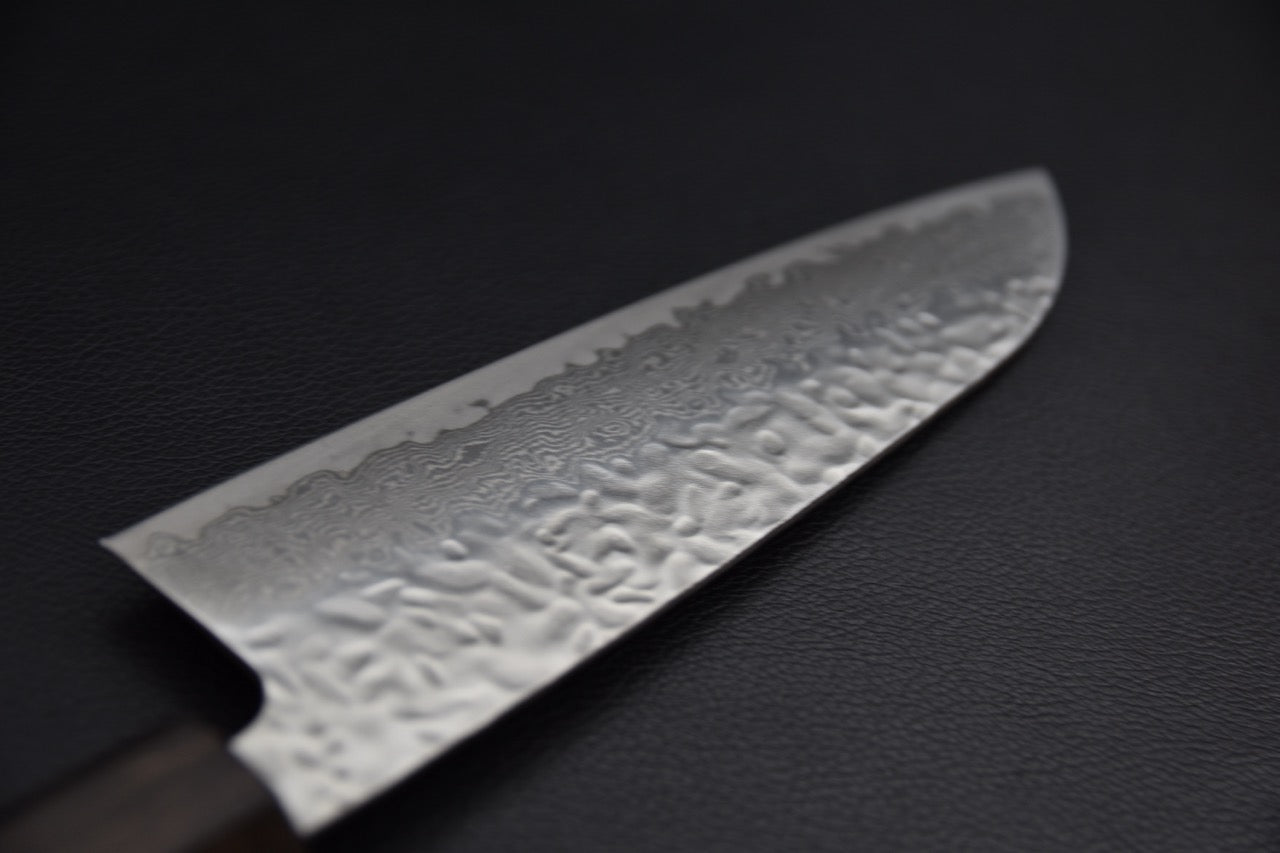 Hitohira Futana Stainless Tsuchime Damascus Santoku Cerisier