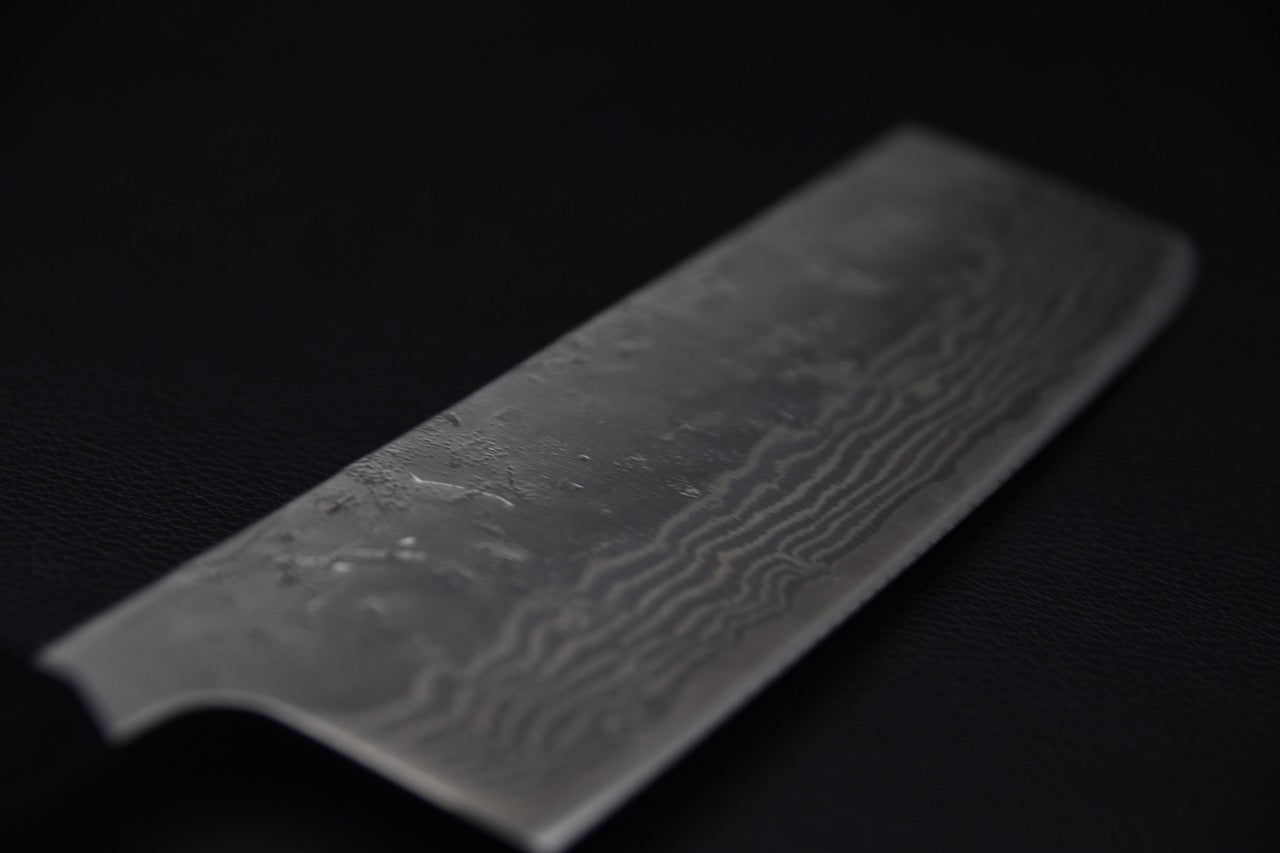 Hitohira Futana Swedish Stainless Nakiri 165mm, lame damas finition nashiji, manche bois de noyer
