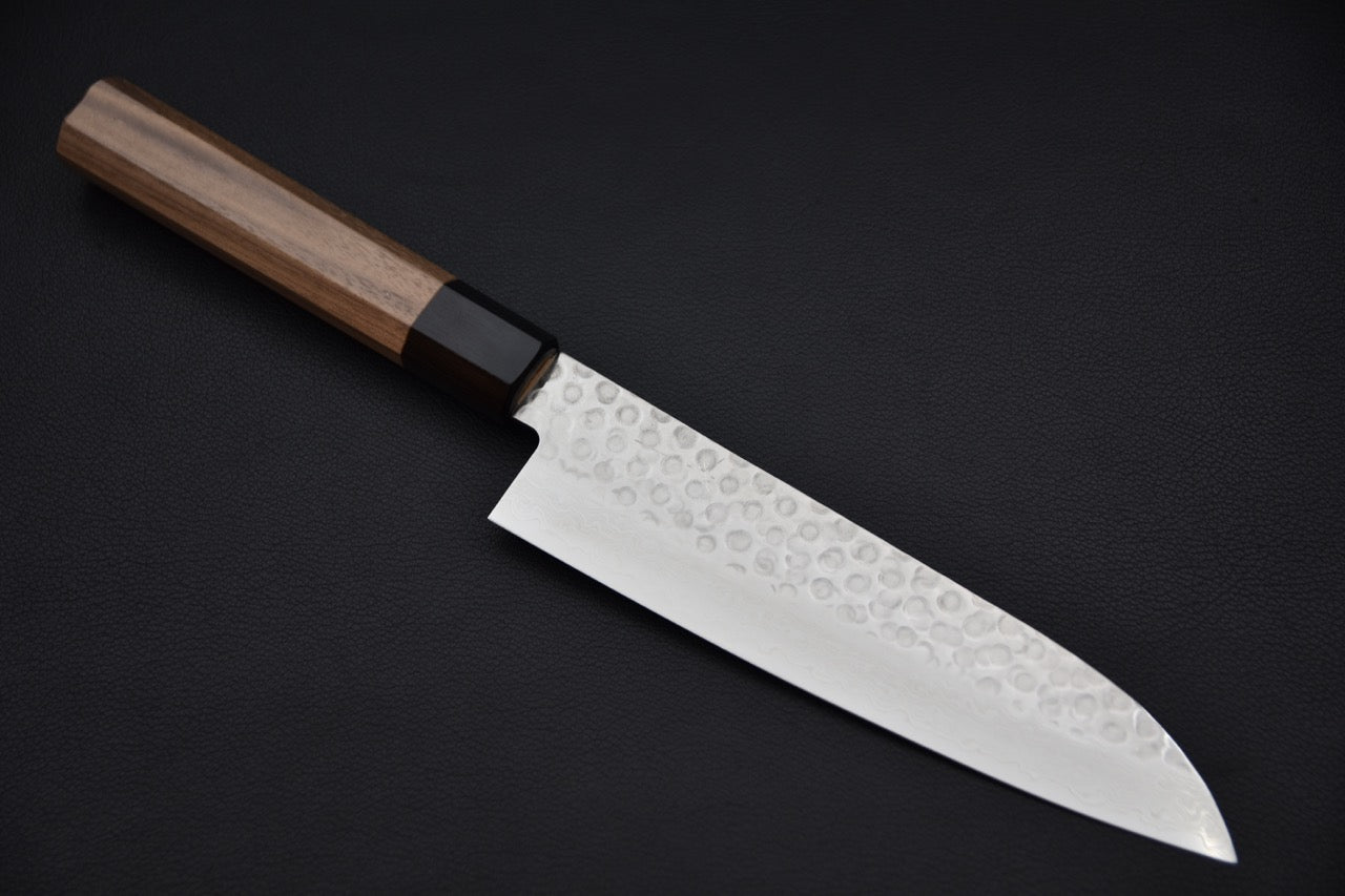 Hitohira HG Tsuchime Damascus Santoku Noyer