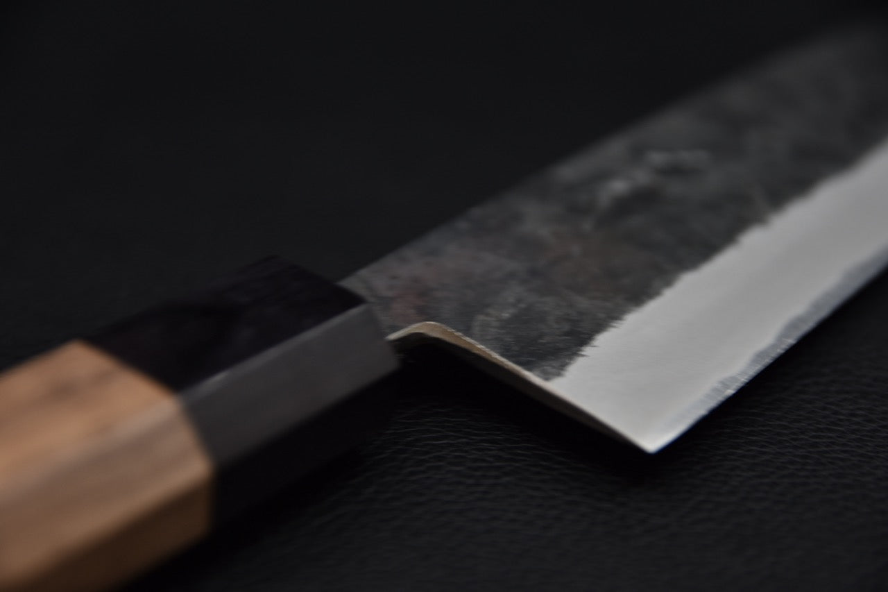 Pointe kiritsuke fine du couteau japonais Bunka Hitohira Harima