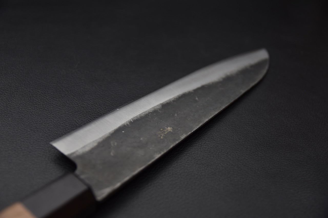 couteau japonais manche en noyer octogonal comfortable prise en main