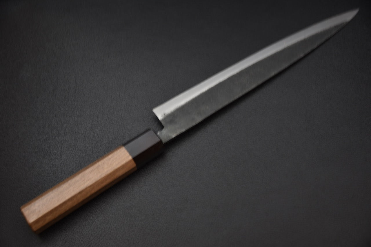 couteau japonais manche noyer octogonal ergonomique avec filière pakka