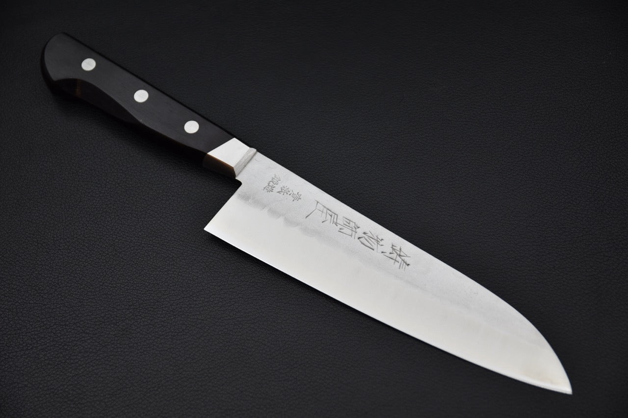 Couteau japonais Hitohira Imojiya Kuma Santoku 180mm, lame en acier Aogami #2 avec finition Nashiji Tsuchime.