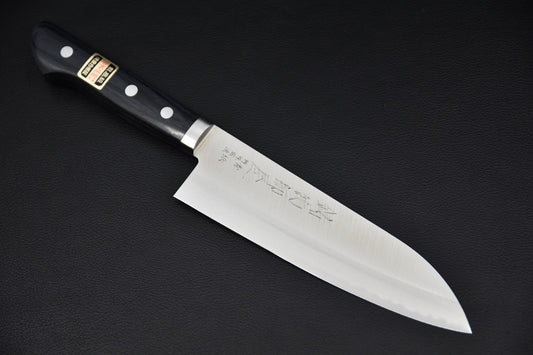 Couteau japonais Santoku 165mm Hitohira Imojiya MZ Aogami #2, vue complète sur fond noir — Stay Sharp Montréal.