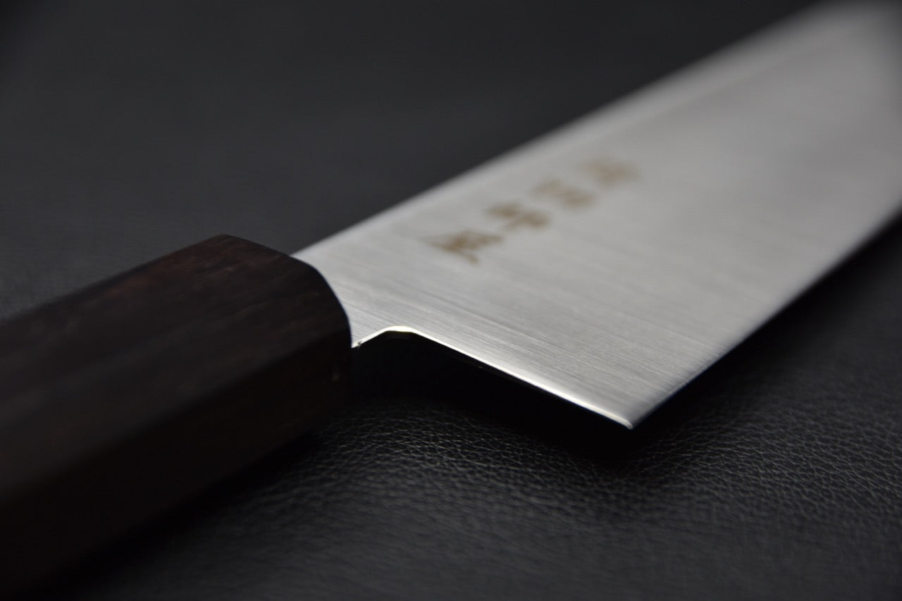 Couteau japonais gyuto 210mm — jonction lame et manche en ébène