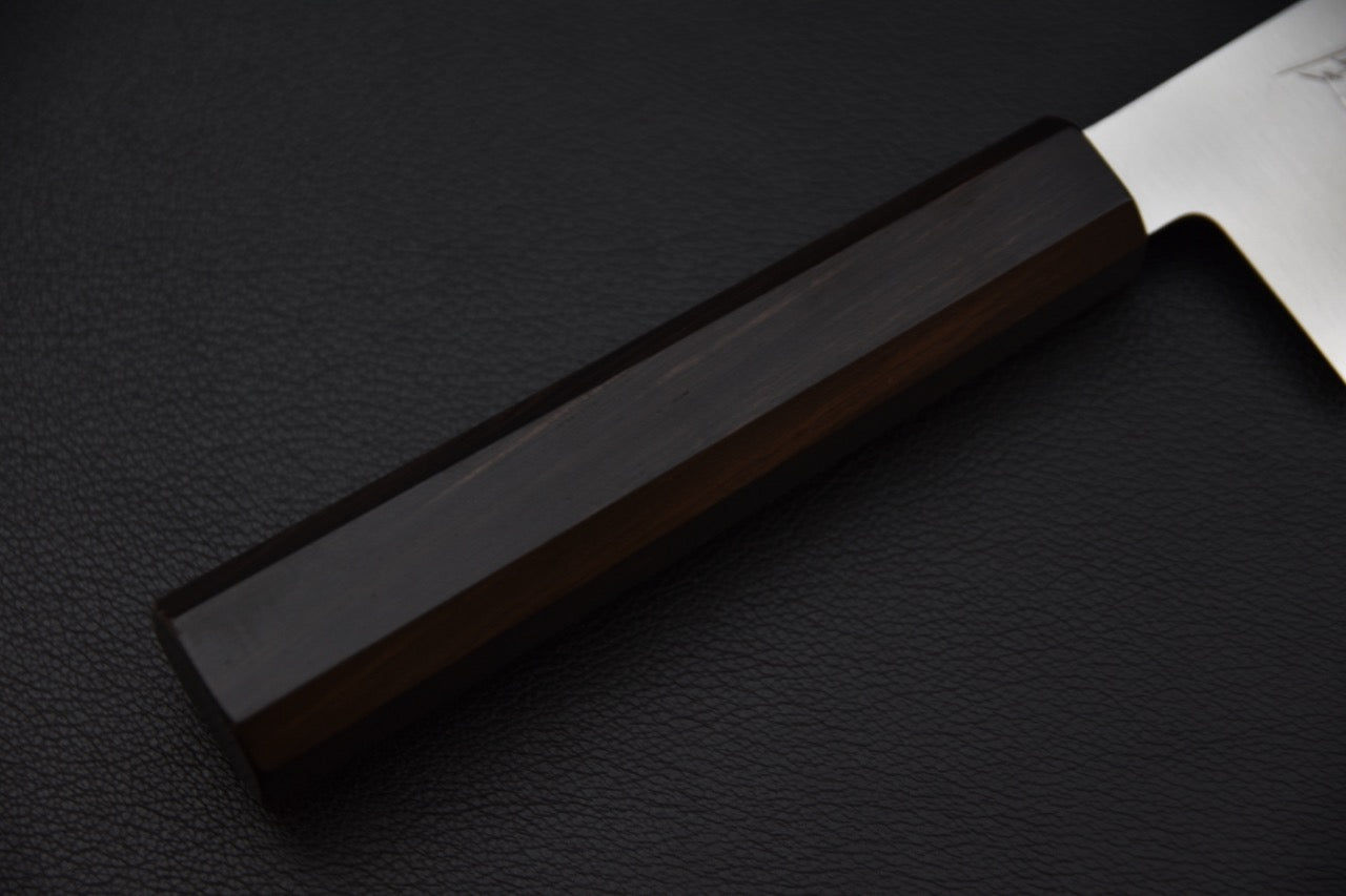 Couteau japonais Hitohira Imojiya TH, détail du manche japonais octogonal en bois d’ébène.