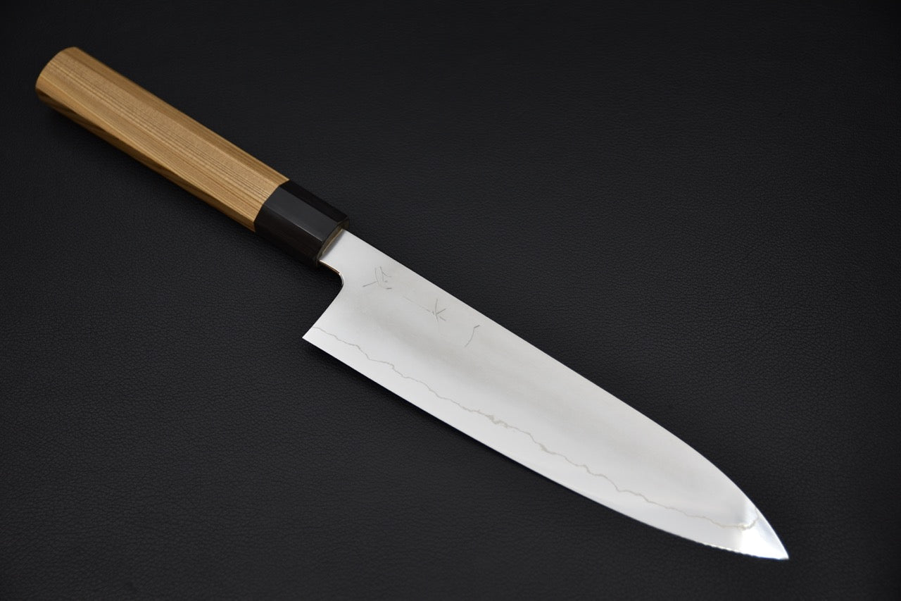 Hitohira Kikuchiyo Izo Ginsan Gyuto 210mm Yakusugi Cèdre Japonais
