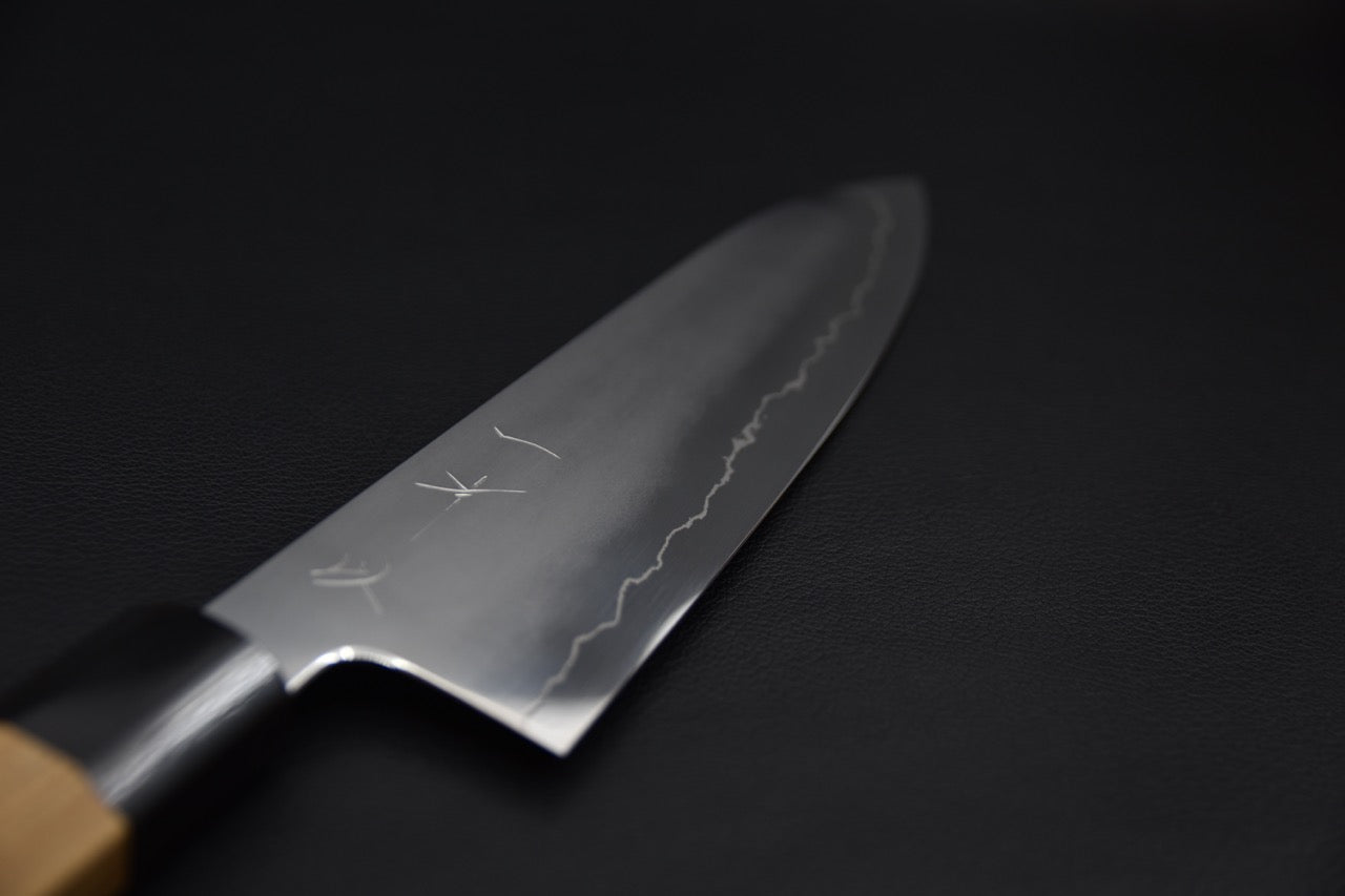 Hitohira Kikuchiyo Izo Ginsan Gyuto 210mm Yakusugi Cèdre Japonais