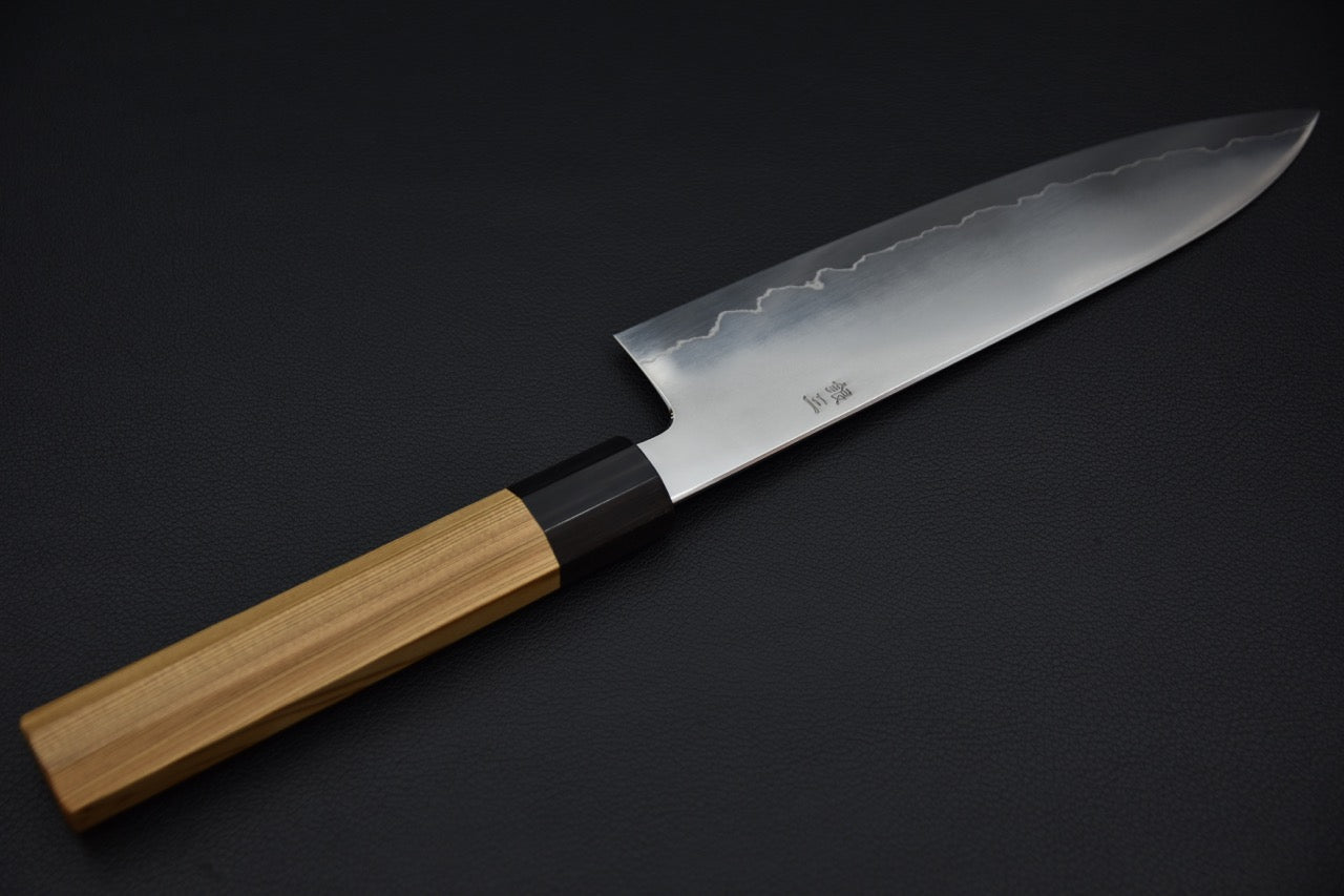 Hitohira Kikuchiyo Izo Ginsan Gyuto 210mm Yakusugi Cèdre Japonais