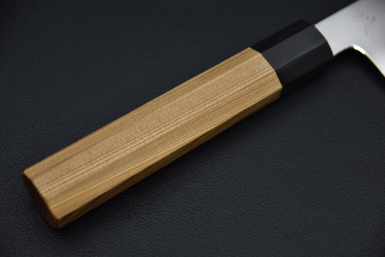 Hitohira Kikuchiyo Izo Ginsan Gyuto 210mm Yakusugi Cèdre Japonais