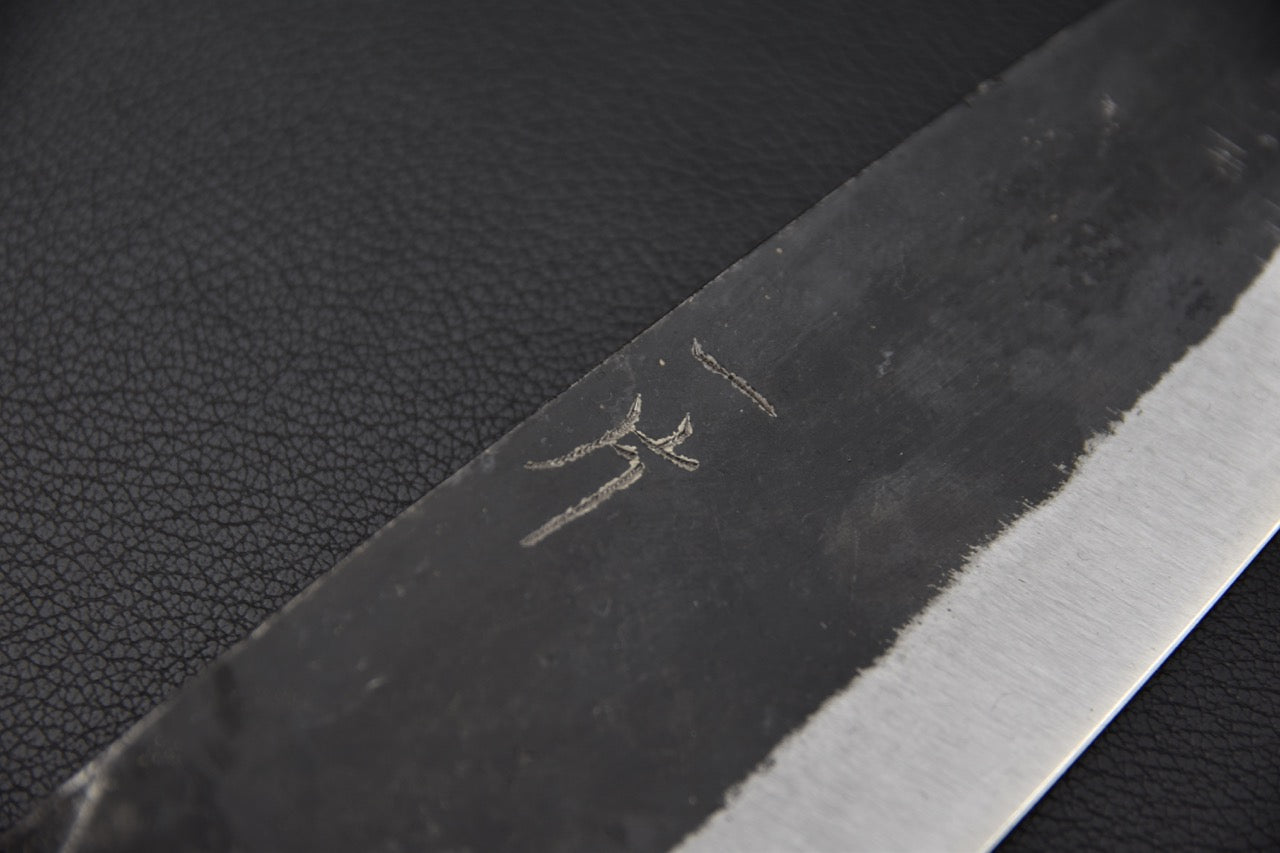 couteau japonais manche wa en bois clair et fuchi noir