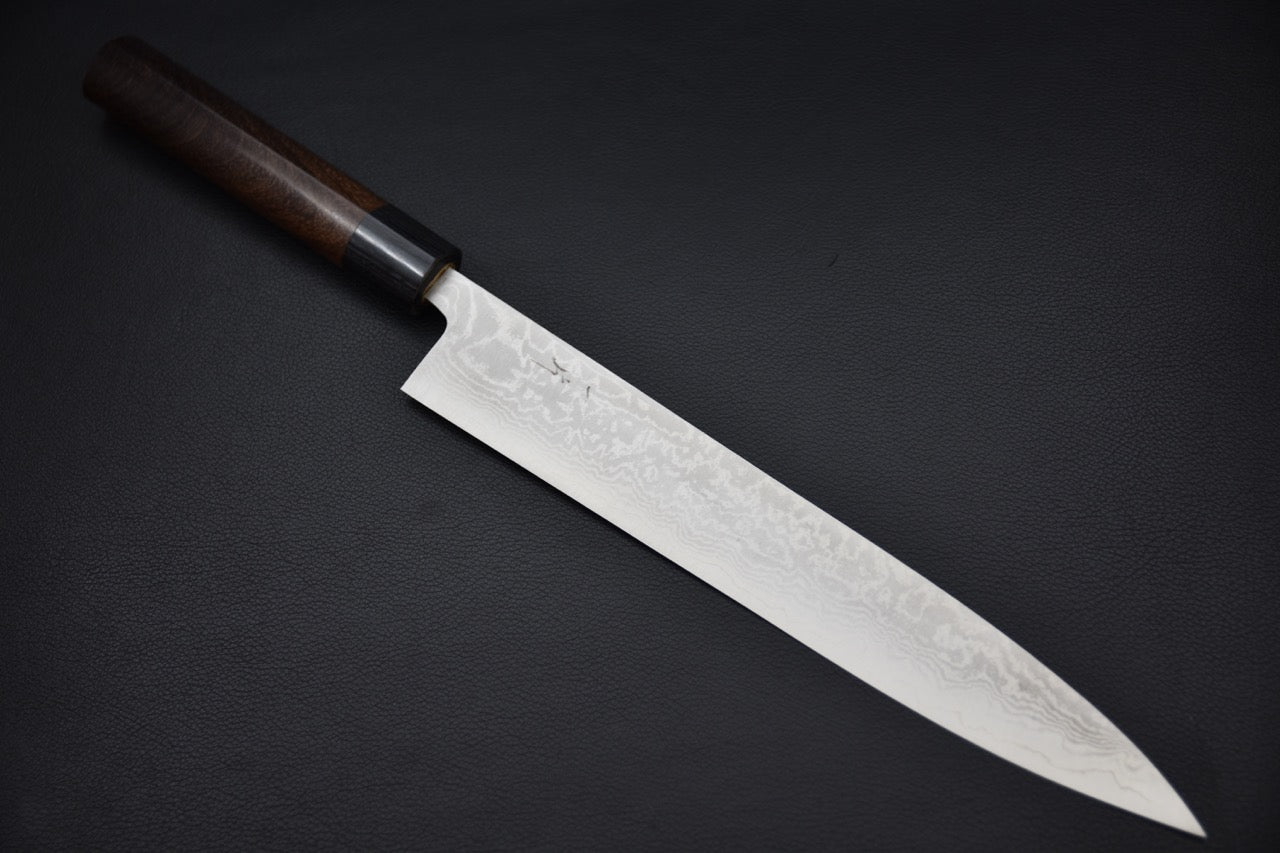 Couteau japonais Hitohira Setsu Sujihiki 255mm VG-10 Damascus vu de dessus sur fond noir