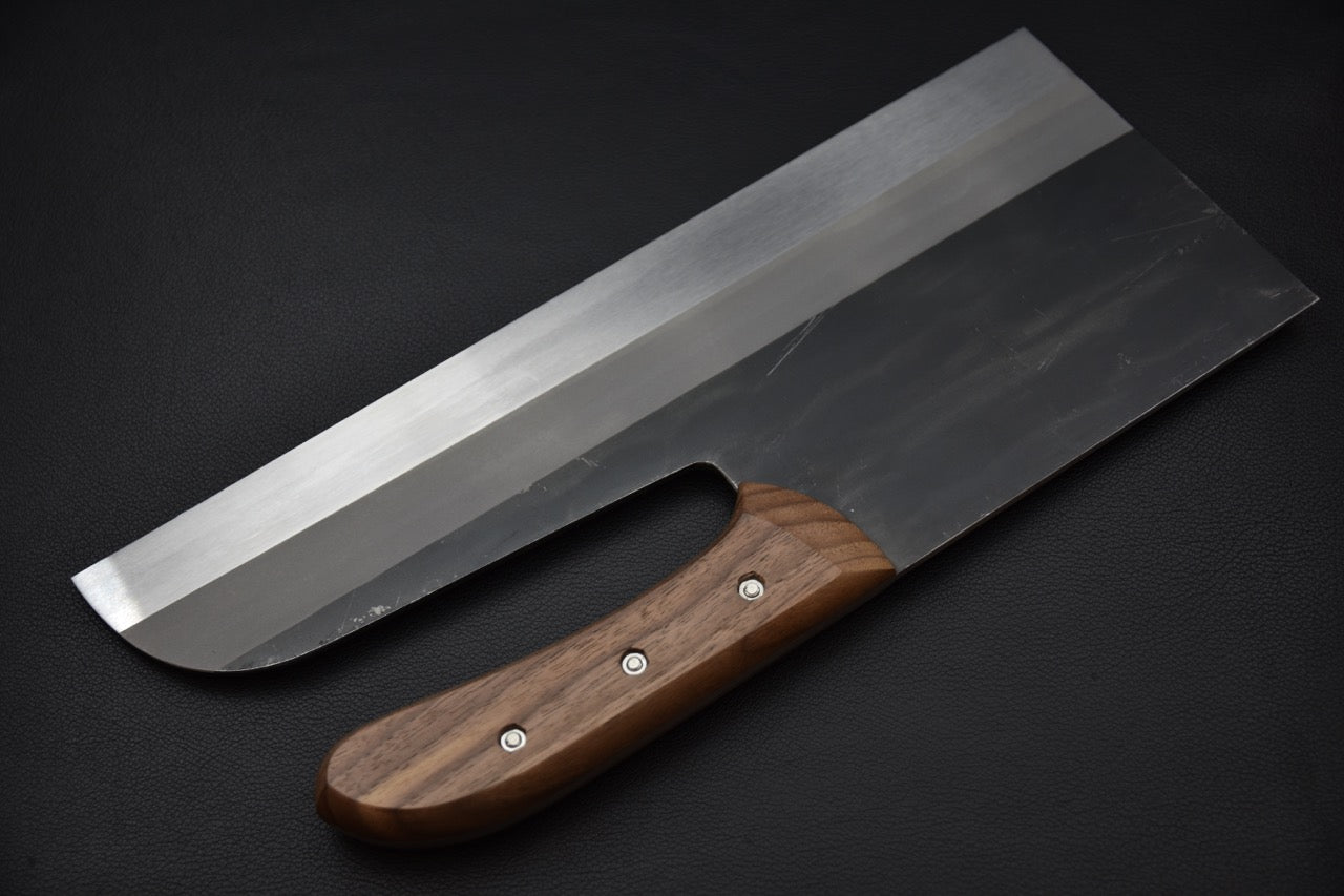 couteau japonais manche vissé en noyer ergonomique