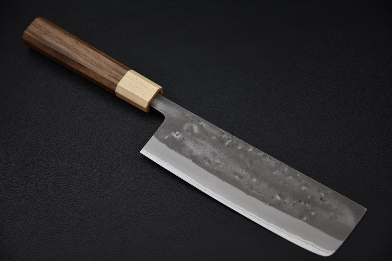 Couteau japonais Nakiri 165 mm Blue #2 avec manche en noyer, vue complète — Stay Sharp Montréal.