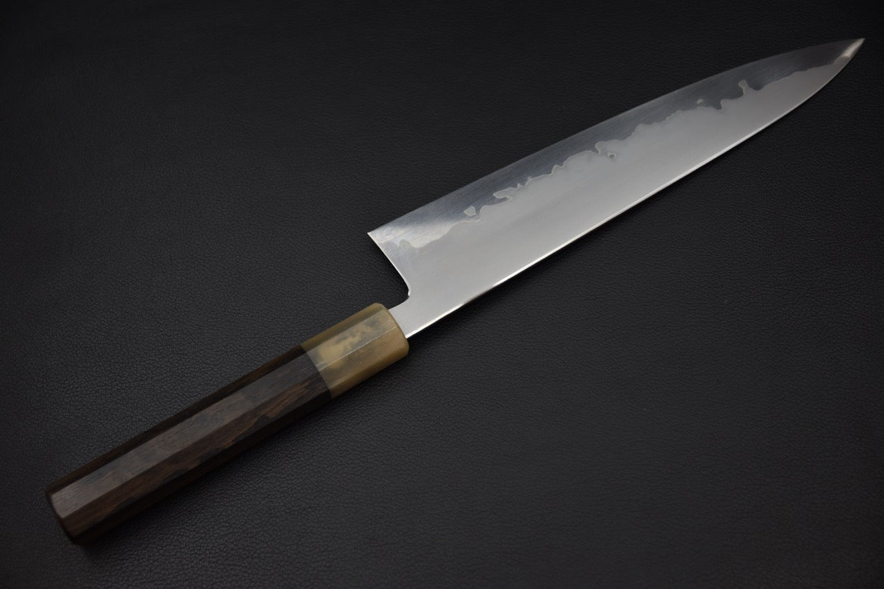 Marquage japonais sur la lame du couteau gyuto Hitohira Tanaka Izo — Stay Sharp Montréal