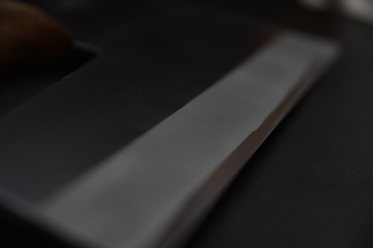 Hitohira Sobakiri White #2 Migaki, couteau à nouilles 330mm avec manche en bois traditionnel