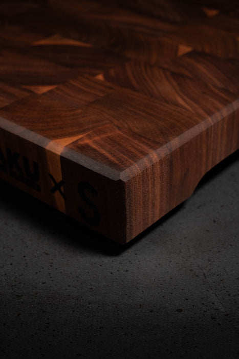 Maku Walnut Cutting Board