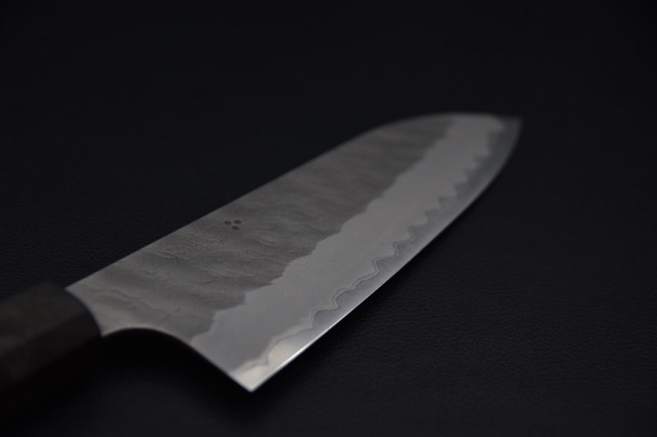 Nigara Hamono Aogami Super Migaki Tsuchime Santoku Bouleau
