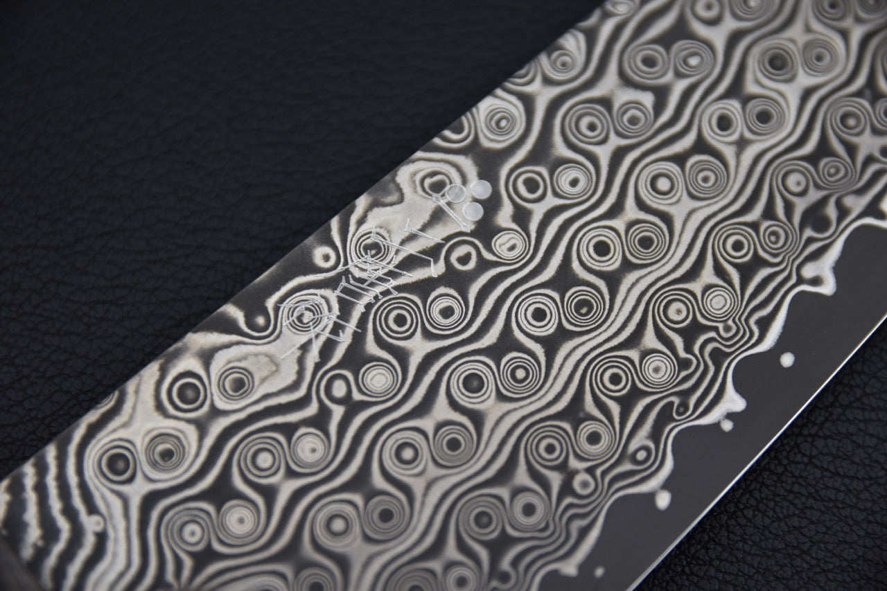 Nigara Hamono SG2 Anmon Damascus Santoku Bouleau