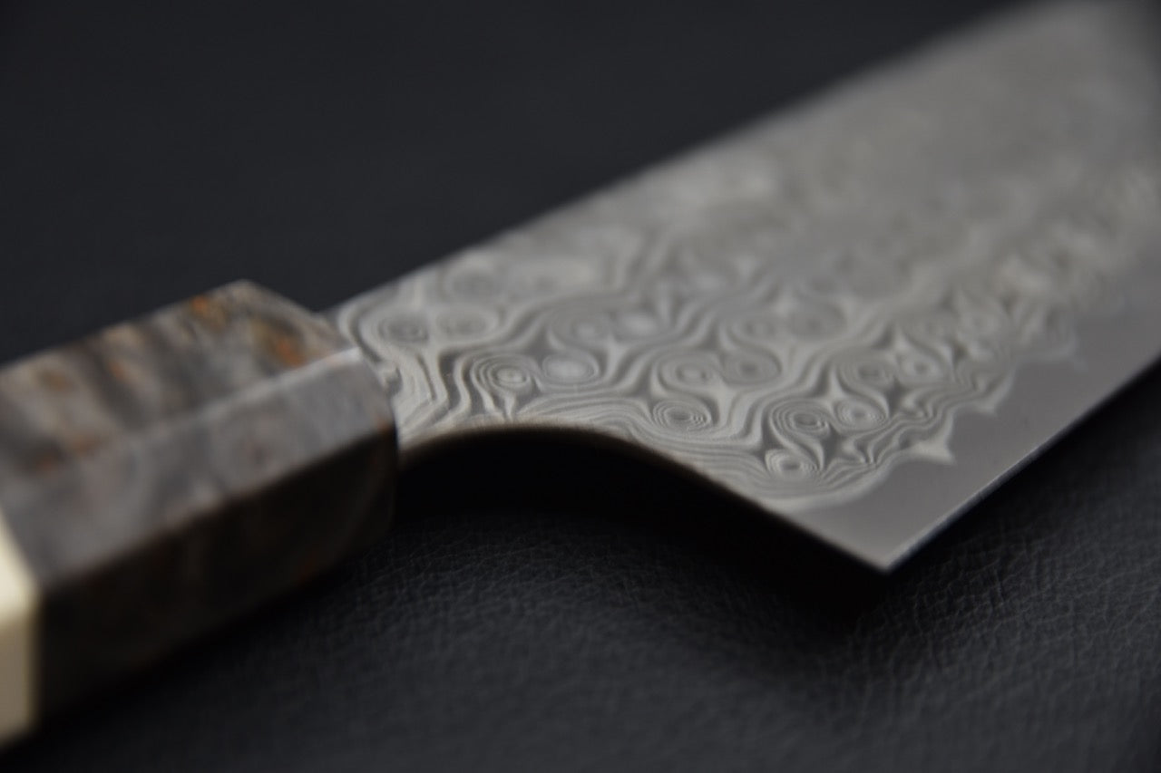 Nigara Hamono SG2 Anmon Damascus Santoku Bouleau