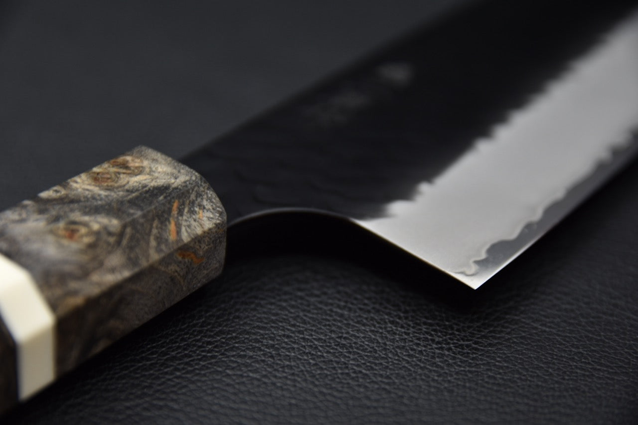 Jonction manche et lame d’un couteau japonais SG2 kurouchi tsuchime — Stay Sharp Montréal