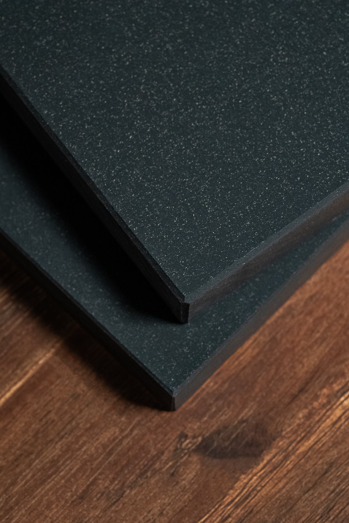 Planche à découper professionnelle Asahi (noire)