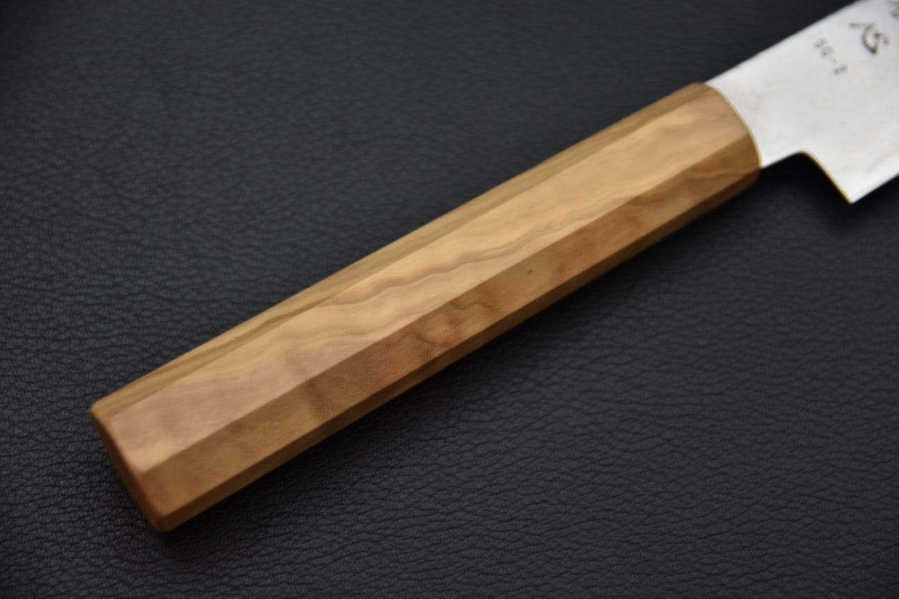 Manche en bois d’olivier facetté, poli à la main