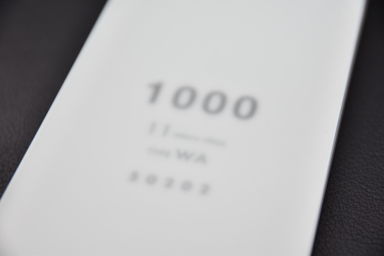 Inscription 1000 WA sur la pierre Shapton – grain moyen pour couteau japonais


