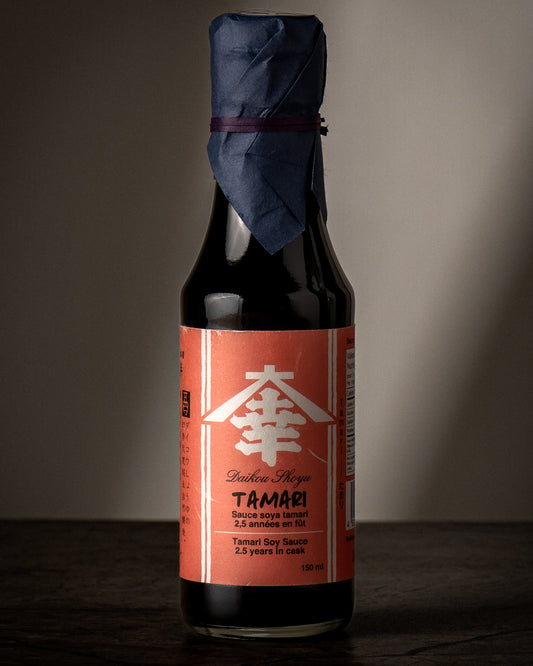 Détail de l’étiquette Tamari Daikou Shoyu, sauce soya épaisse japonaise