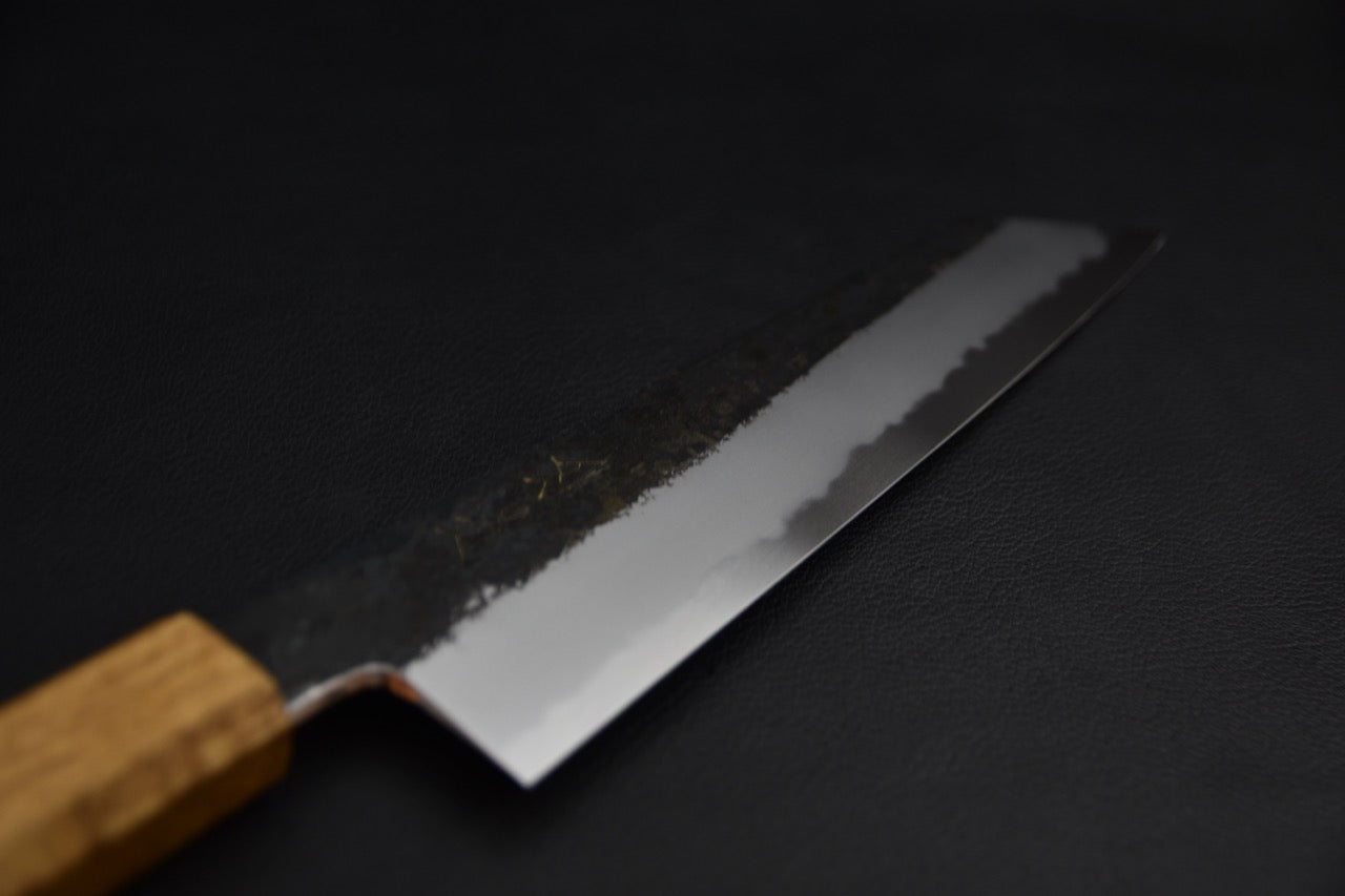 Hado kiritsuke 200 mm — profil de lame, pointe k-tip visible