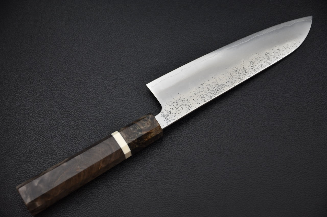 Hatsukokoro santoku Ginsan — vue du talon et de la hauteur de lame