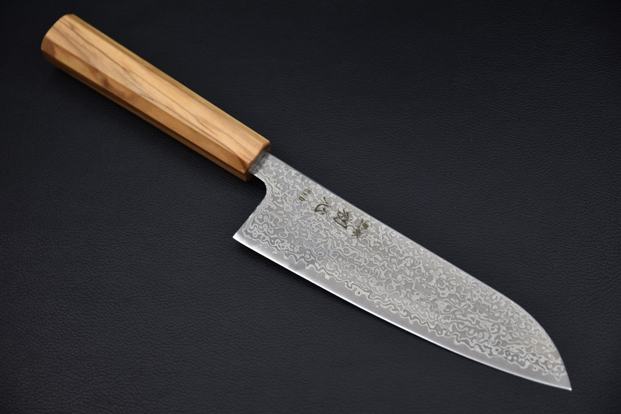 Hatsukokoro santoku SLD — vue complète, couteau japonais sur fond neutre