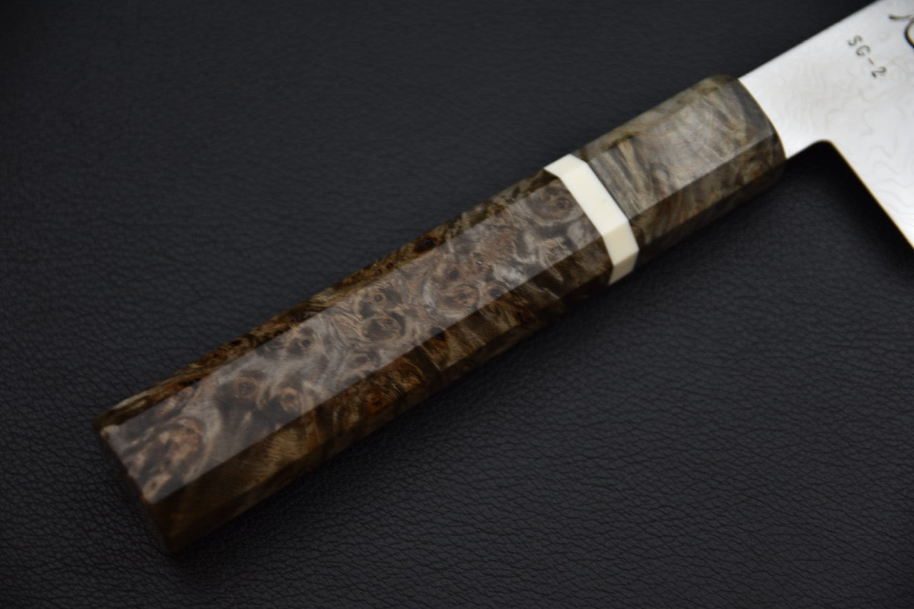 Hatsukokoro kiritsuke 210 mm — manche octogonal en bouleau madré avec bague claire