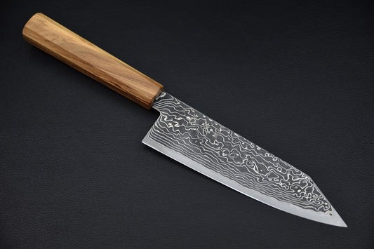 Hatsukokoro bunka SG2 — vue complète du couteau japonais sur fond neutre