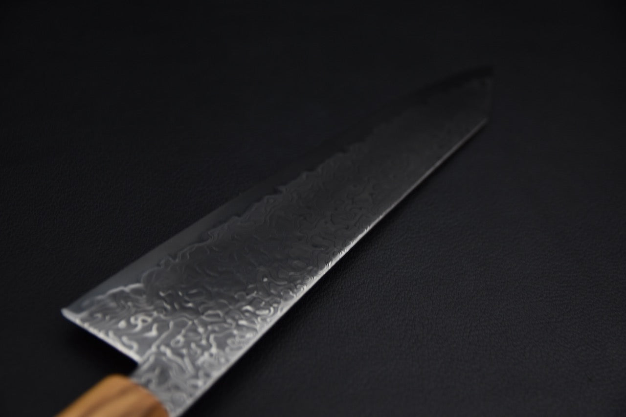 Couteau japonais kiritsuke 210 mm, détail du manche en olivier