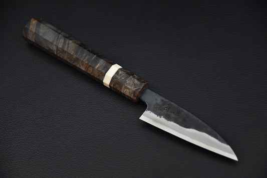 Couteau japonais avec manche en bois foncé