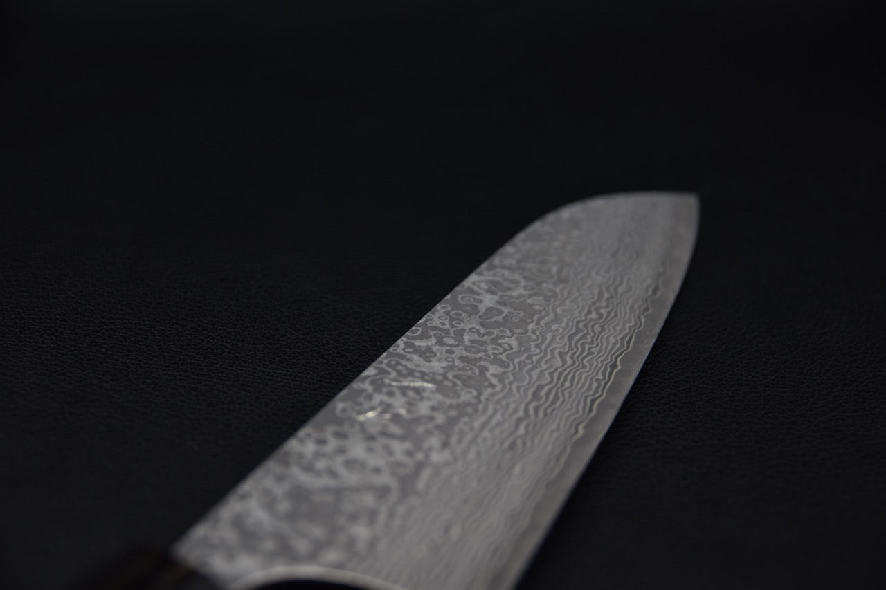 Hitohira santoku 170 mm — profil de lame, couteau japonais, tranchant visible