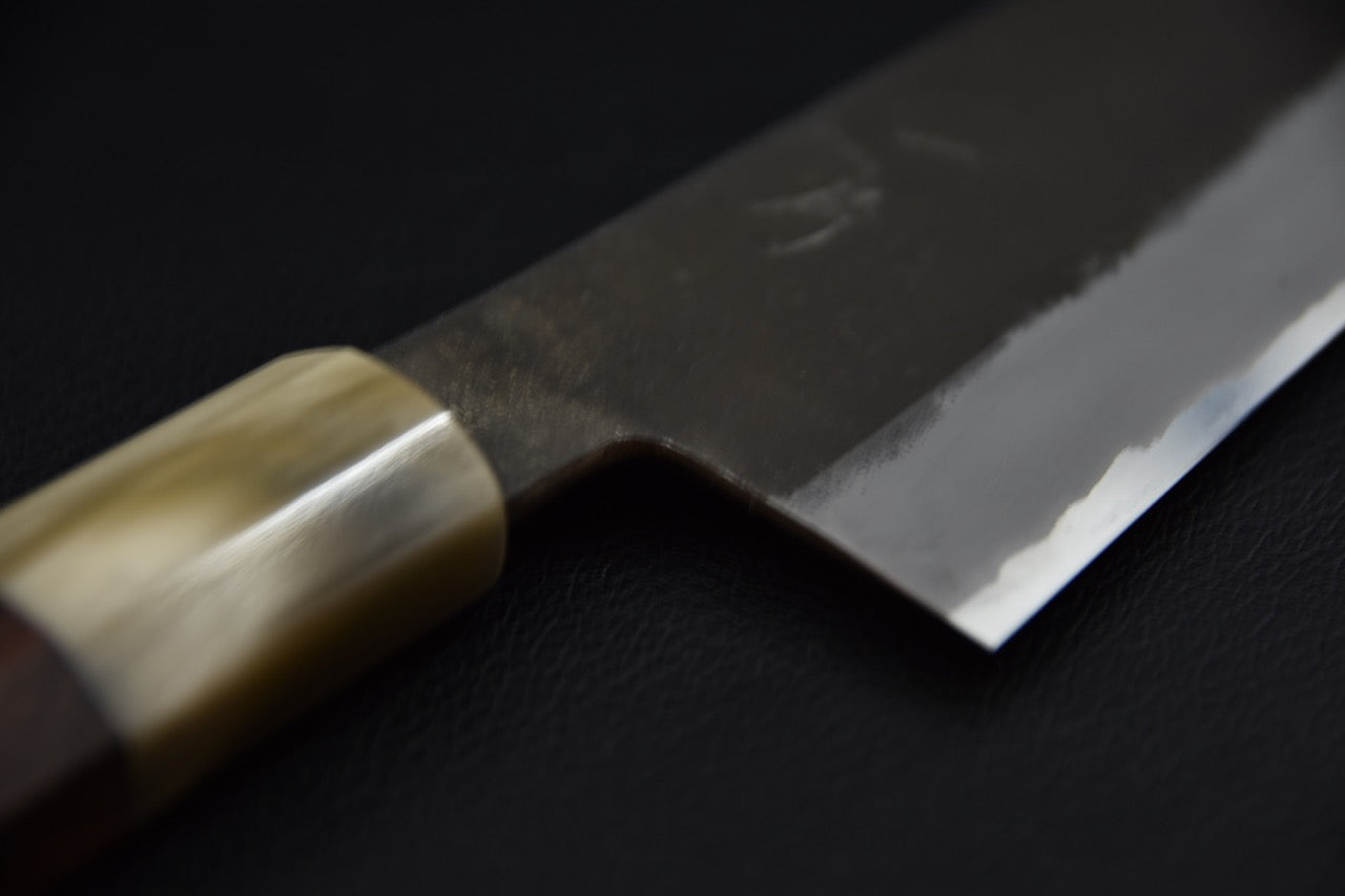 hitohira-hinode-nashiji-shirogami-2-stainless-clad-gyuto-210mm-taihei_8.jpeg,Hitohira Hinode Nashiji Shirogami #2 Stainless Clad Gyuto 210mm Taihei - vue 8
