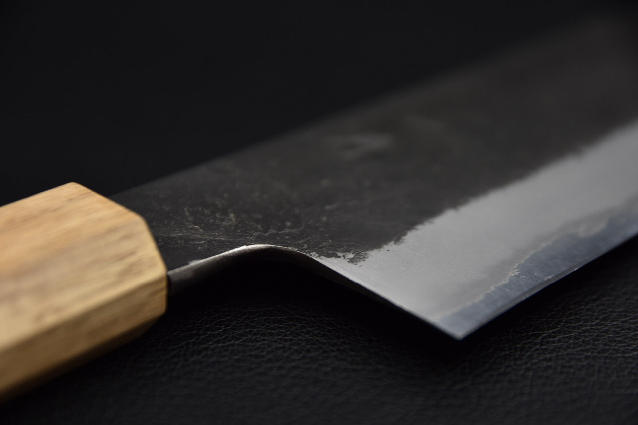 Nakiri couteau japonais — bout carré de la lame, profil rectangulaire