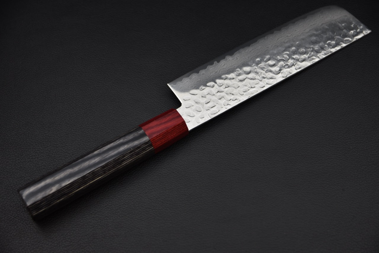 Couteau japonais nakiri — tranchant et bout carré, vue de face