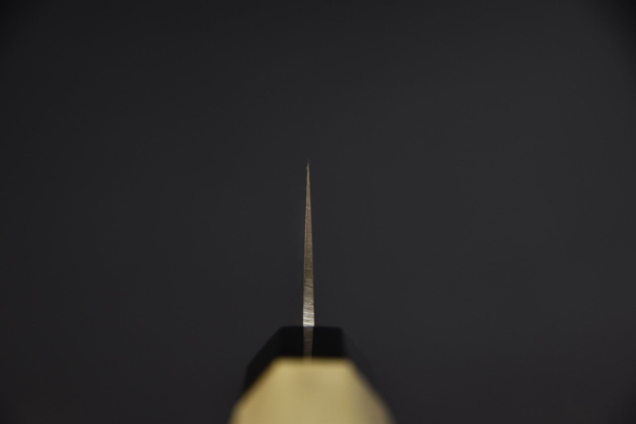 Hitohira santoku 180 mm — vue d'ensemble, lame et manche, couteau japonais